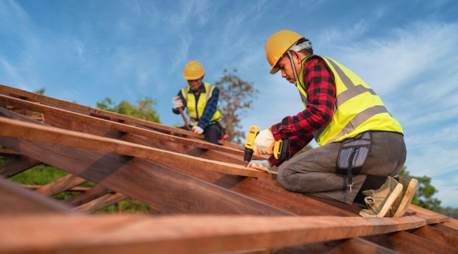Professional Flat Roofing Installation services in De Kalb, MS